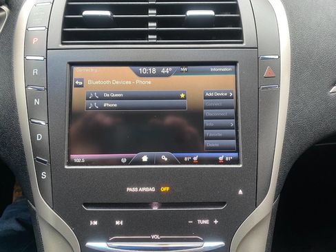 Used 2016 Lincoln MKZ Base 4dr Sedan w/ Equipment Group 200A Select image 28