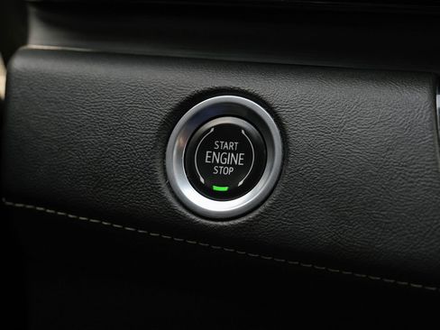 Used 2021 Cadillac Escalade Sport w/ Driver Assist Tech Package AWD/4WD image 20