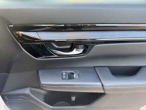 Used 2025 Honda CR-V Sport Touring image 14