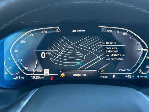 Certified 2022 BMW 330e w/ Premium Package image 33