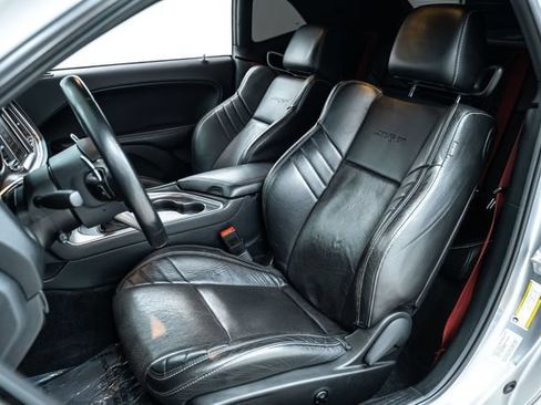 Used 2016 Dodge Challenger SRT Hellcat RWD image 17