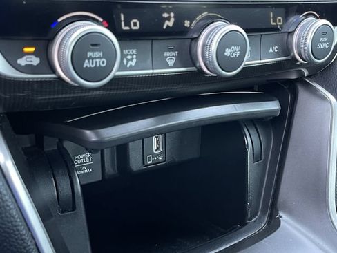 Used 2019 Honda Accord Sport image 19