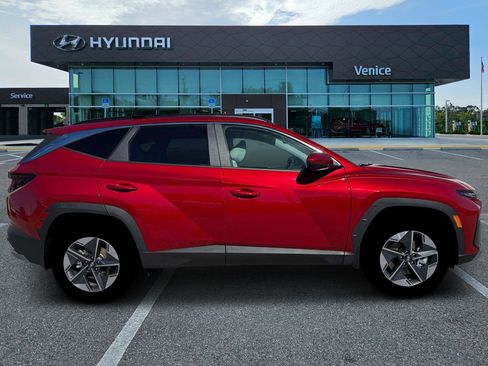 New 2026 Hyundai Tucson SEL w/ Tow & Go Package AWD/4WD image 9