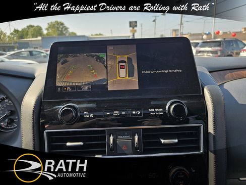 Used 2023 Nissan Armada SL image 16