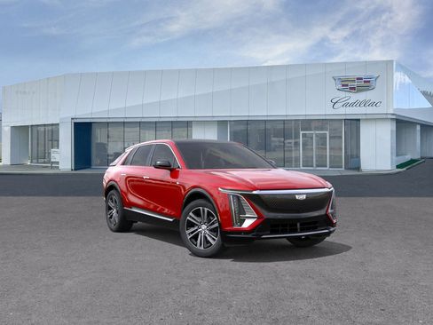 New 2025 Cadillac Lyriq Luxury image 1