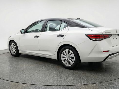 Used 2025 Nissan Sentra S FWD image 6