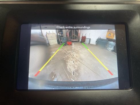 Used 2021 Jeep Cherokee Latitude Plus w/ Security Package image 19