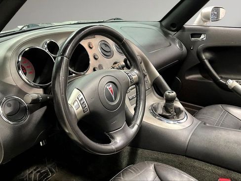 Used 2007 Pontiac Solstice Convertible w/ Premium Package RWD image 14