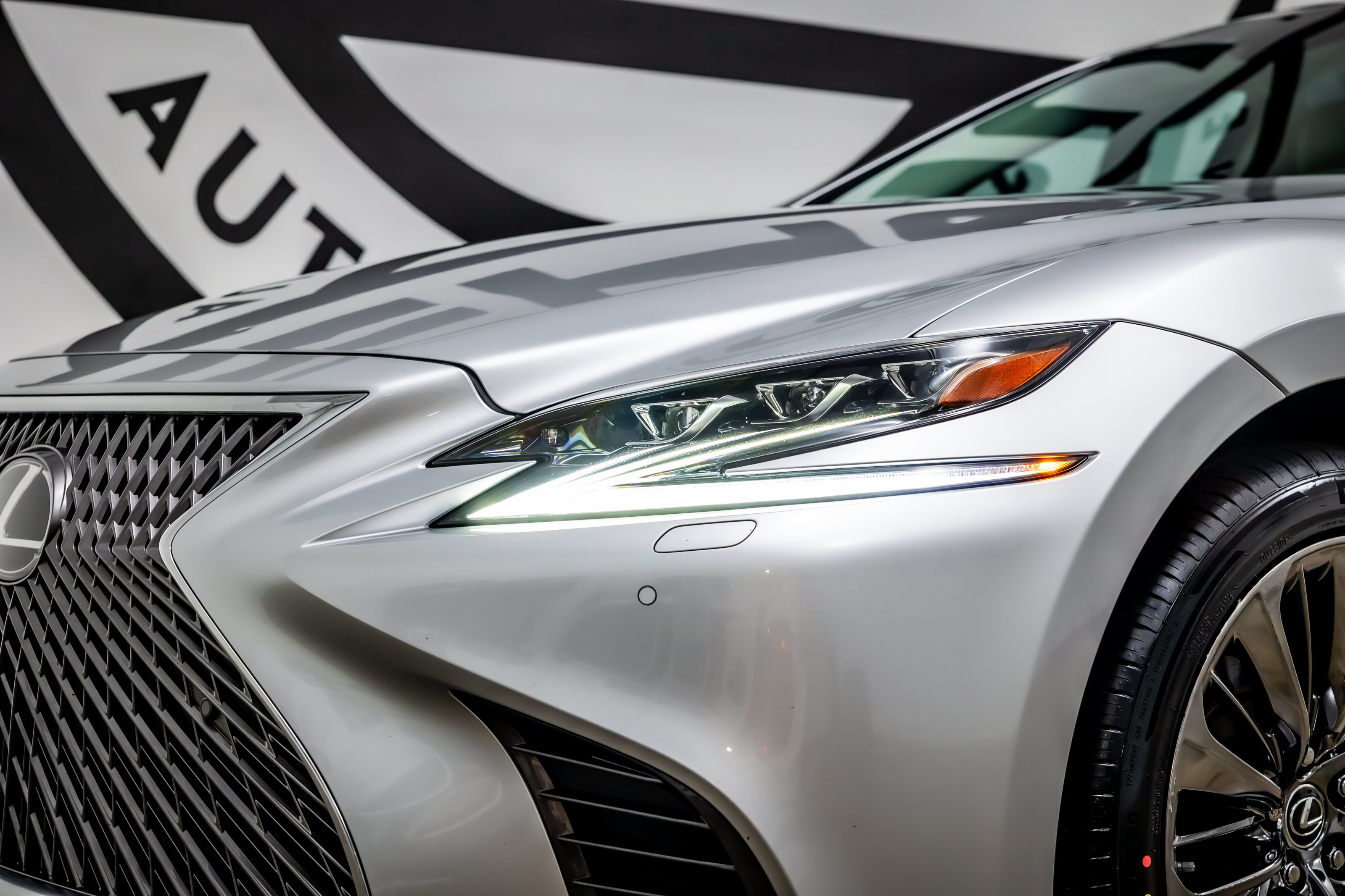 Used 2018 Lexus LS 500 AWD w/ Interior Upgrade Package image 15
