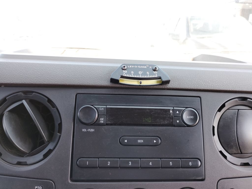 Used 2010 Ford F550 2WD Regular Cab Super Duty image 43