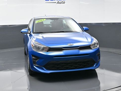 Used 2021 Kia Rio S image 3