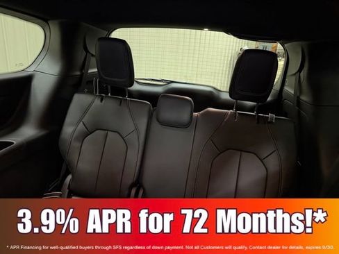 New 2026 Chrysler Pacifica Select FWD image 13