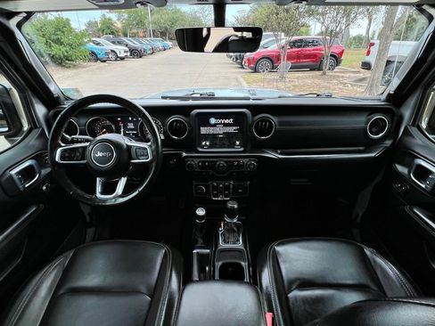 Used 2022 Jeep Gladiator Overland w/ Popular Equipment Package AWD/4WD image 10