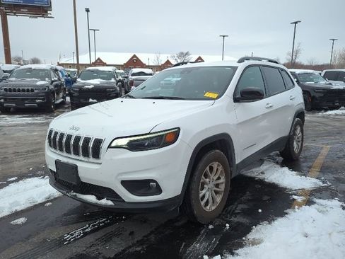 Certified 2022 Jeep Cherokee Latitude Lux image 3