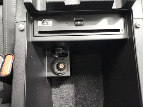 Certified 2023 Subaru Outback Touring XT image 31