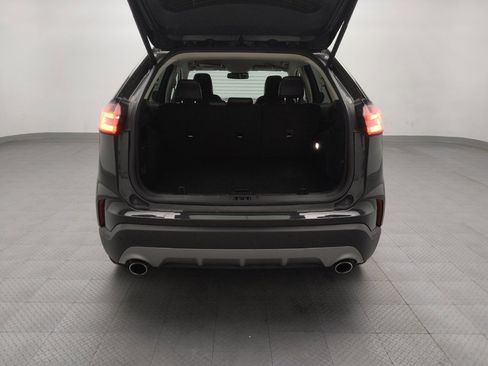 Used 2024 Ford Edge Titanium image 29