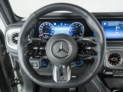 Used 2025 Mercedes-Benz G 63 AMG 4MATIC image 18