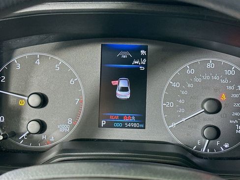 Used 2023 Toyota Corolla LE image 12