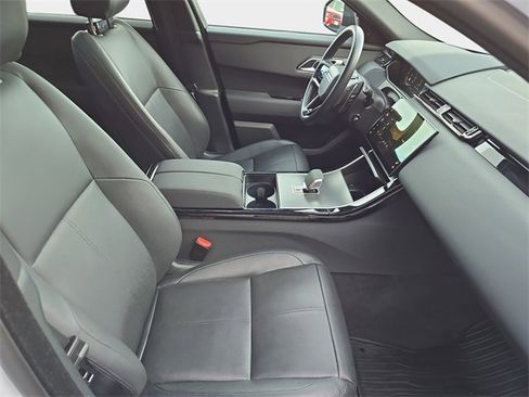 Used 2025 Land Rover Range Rover Velar Dynamic SE image 10