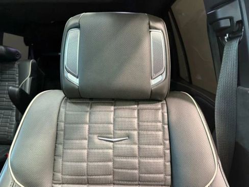 Used 2023 Cadillac Escalade V image 25