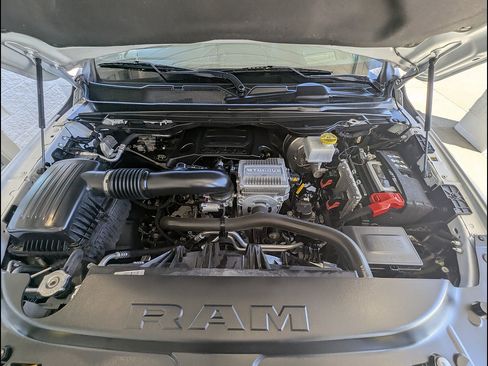 Used 2022 RAM 1500 Limited AWD/4WD image 21
