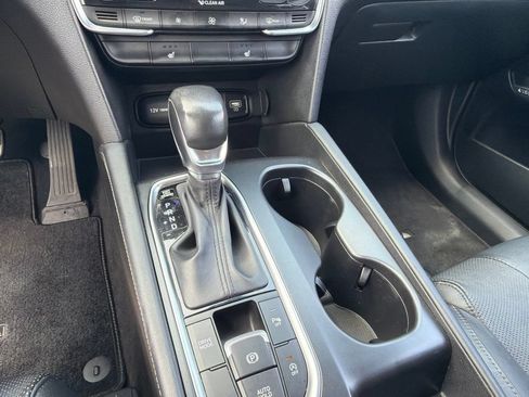 Used 2019 Hyundai Santa Fe Limited w/ Cargo Package FWD image 14