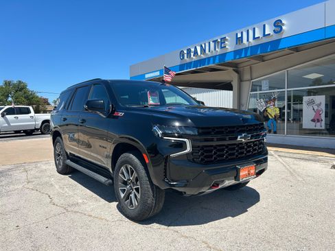 Used 2023 Chevrolet Tahoe Z71 w/ Luxury Package AWD/4WD image 1