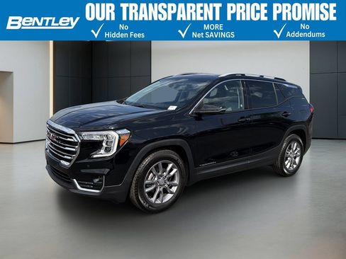 Used 2024 GMC Terrain SLT w/ Infotainment Package II FWD image 1