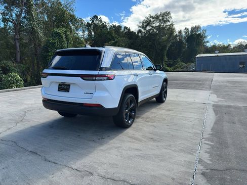 New 2025 Jeep Grand Cherokee Limited w/ Black Appearance Package image 7