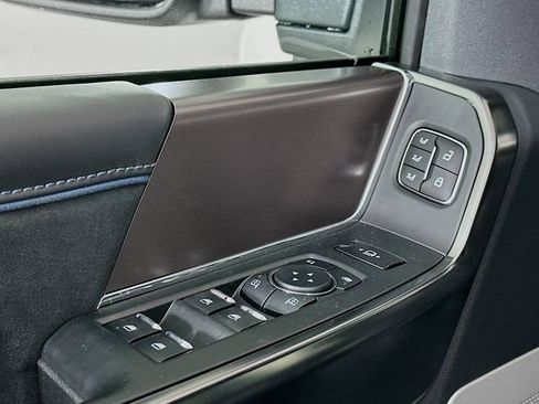 New 2026 Ford F450 Platinum w/ FX4 Off-Road Package image 18