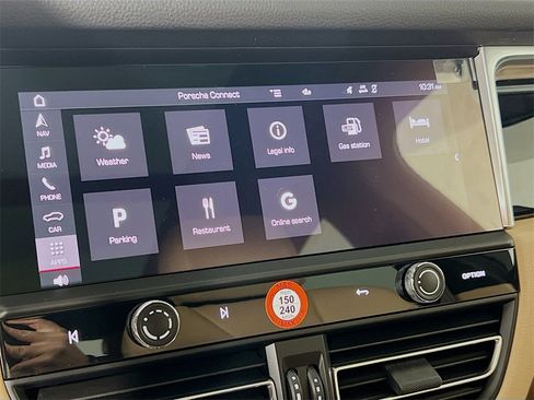 New 2026 Porsche Macan image 15