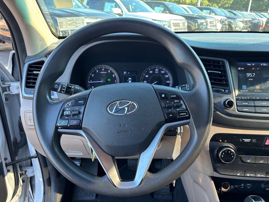 Used 2018 Hyundai Tucson SEL AWD/4WD image 16