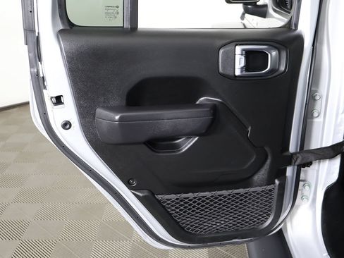 Used 2022 Jeep Wrangler Unlimited Sport w/ Sun And Sound Package AWD/4WD image 22