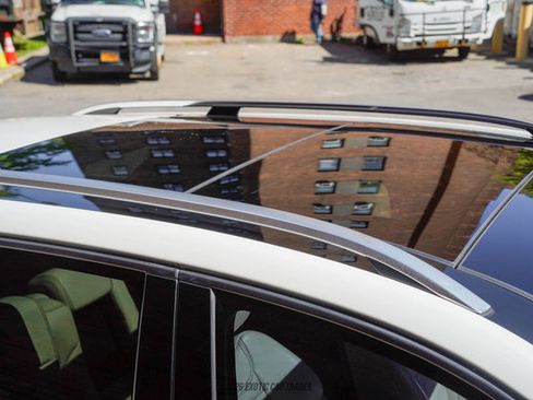 Used 2015 Mercedes-Benz ML 63 AMG 4MATIC image 77