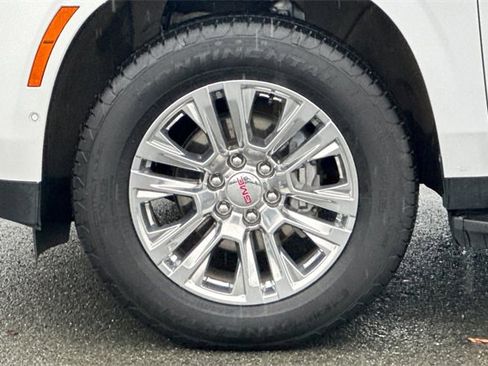 Used 2025 GMC Yukon Denali image 26