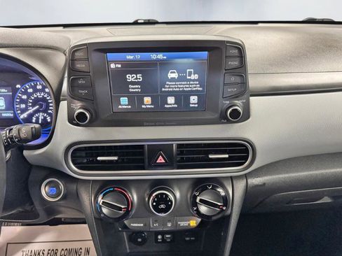 Used 2019 Hyundai Kona SEL image 16