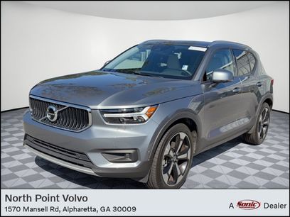 Used 2019 Volvo XC40 T5 Momentum
