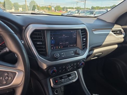 Used 2022 GMC Acadia SLE w/ Driver Convenience Package AWD/4WD image 14