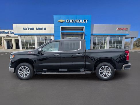 New 2026 Chevrolet Silverado 1500 LTZ w/ LTZ Premium Package AWD/4WD image 13