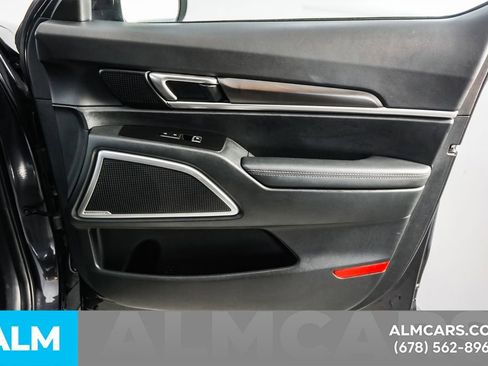 Used 2025 Kia Telluride S FWD image 42