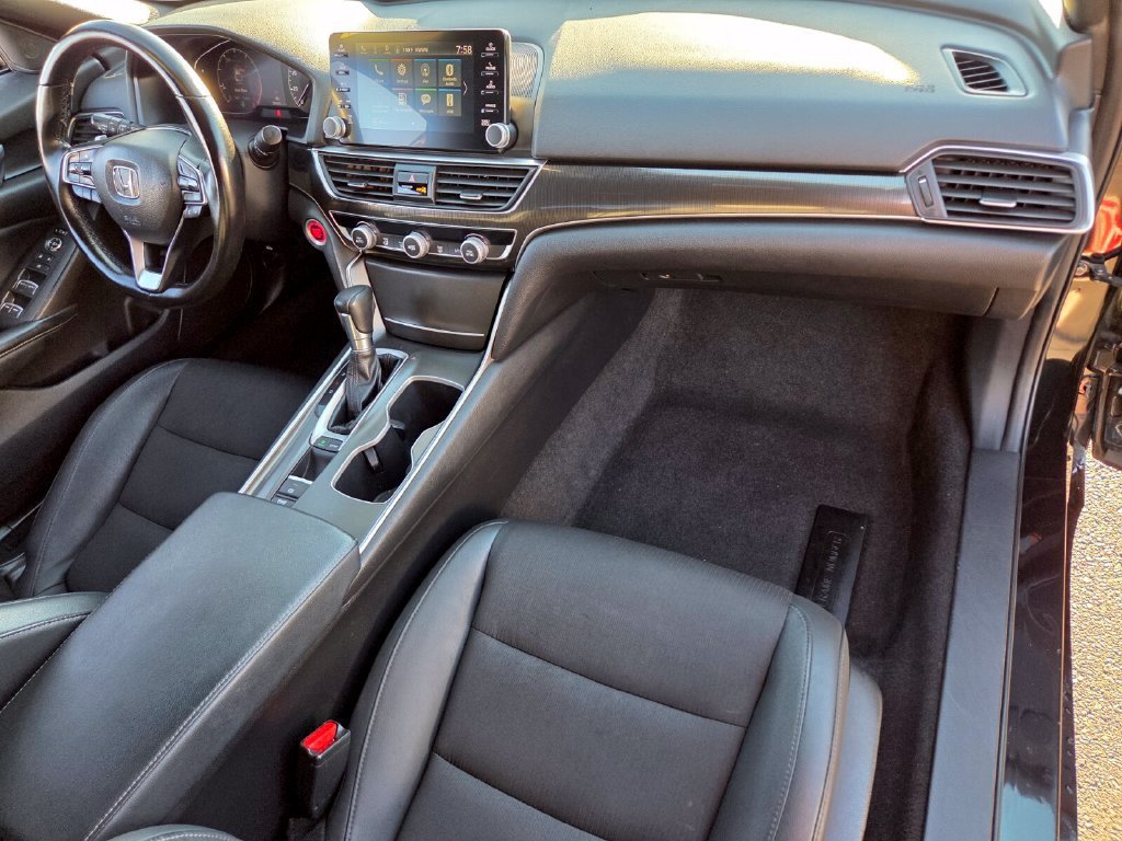 Used 2018 Honda Accord Sport image 20