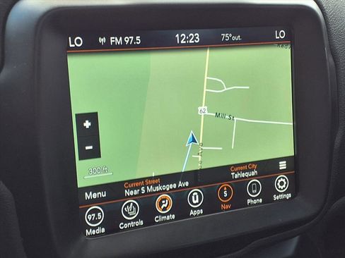 Used 2021 Jeep Renegade Trailhawk w/ Sun & Sound Group image 4