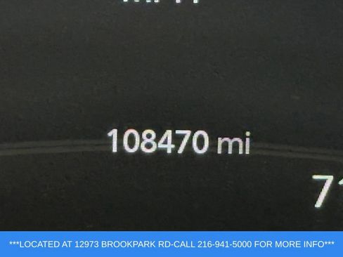 Used 2018 Chrysler Pacifica Limited FWD image 15