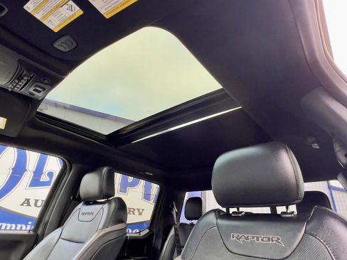 Used 2018 Ford F150 Raptor w/ Equipment Group 802A Luxury image 14