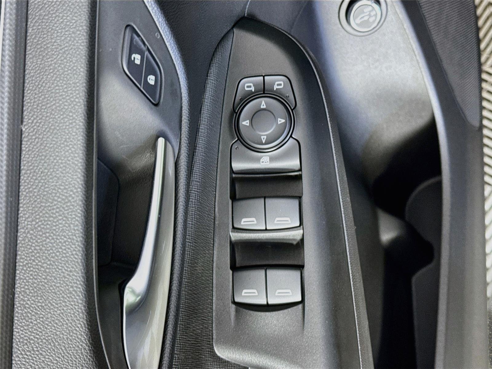 New 2026 Buick Envista Sport Touring FWD image 19