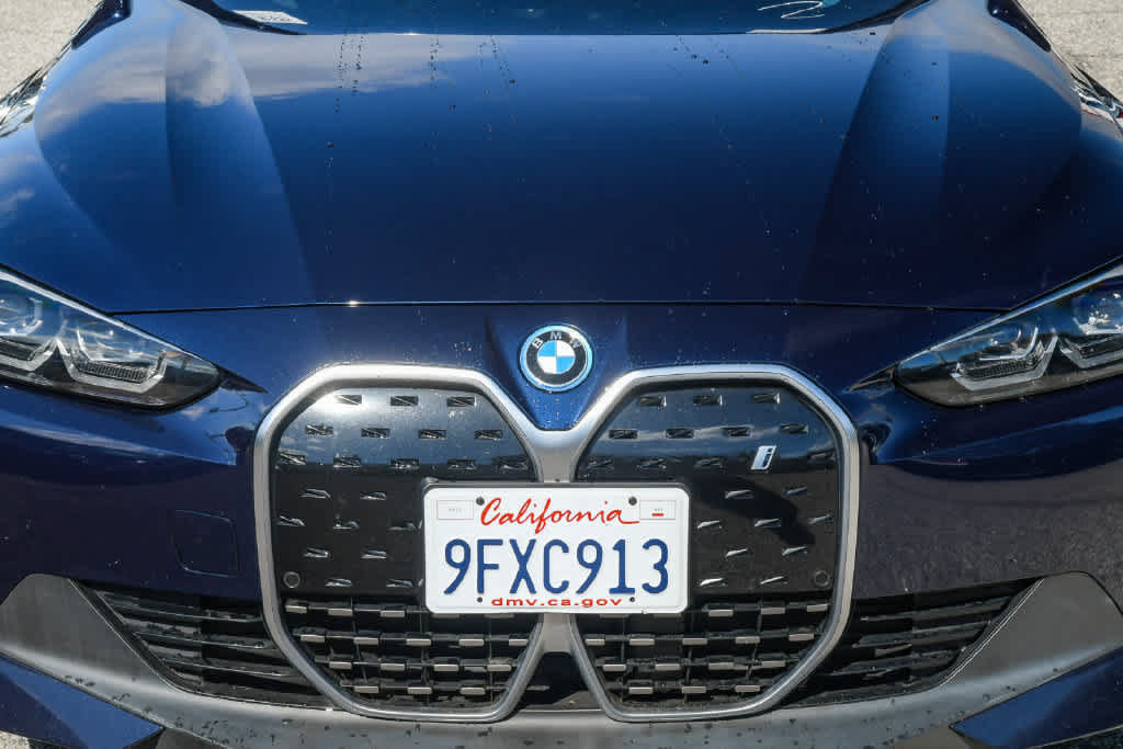 Used 2023 BMW i4 eDrive35 RWD image 5