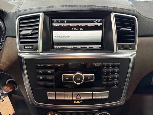 Used 2013 Mercedes-Benz GL 450 4MATIC w/ Premium 1 Pkg image 63