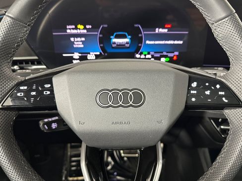 Used 2025 Audi SQ6 e-tron Premium Plus w/ Premium Plus image 22