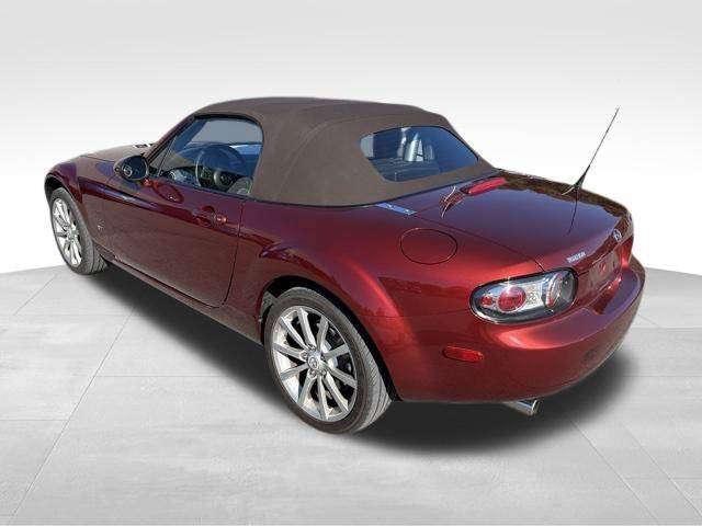Used 2006 MAZDA MX-5 Miata Grand Touring w/ Premium Pkg RWD image 5