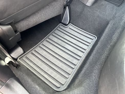 Used 2011 Subaru Forester 2.5X Limited image 20